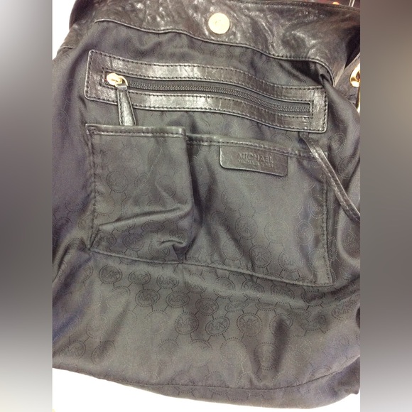 MICHAEL KORS uptown Astor bag! - Picture 10 of 16